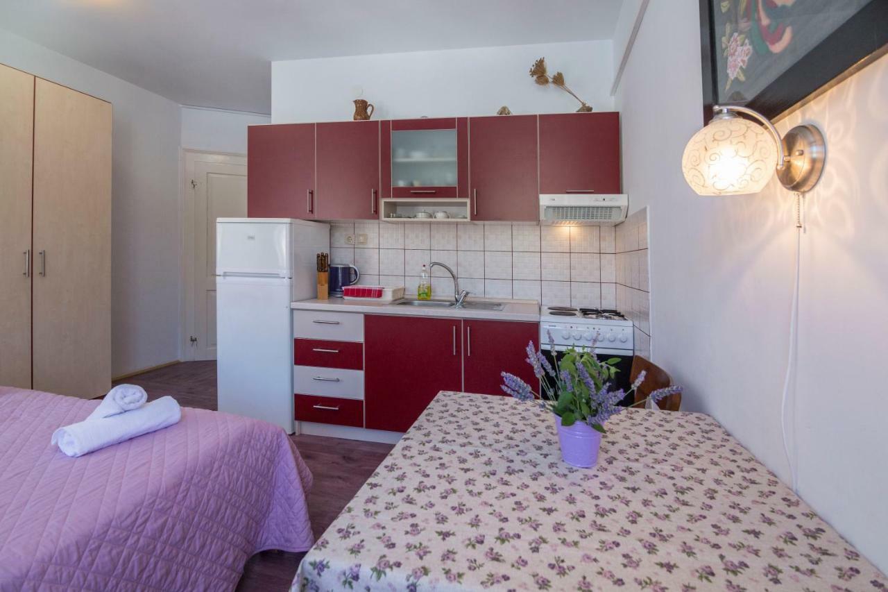 Apartment Riva 5 Komiža Εξωτερικό φωτογραφία